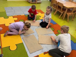 483c9830-717b-418c-a042-2221727e6522