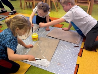 8a9db9c4-9bec-4944-8db8-42fe08e5a17d