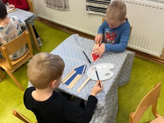 6efc5ed5-a6f9-4c00-9ae9-96b7fa6b5242